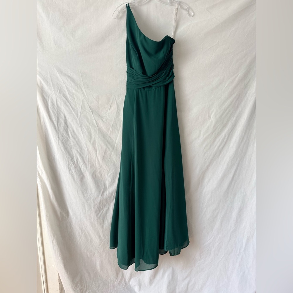 Elegant One-Shoulder Emerald Green Evening Dress